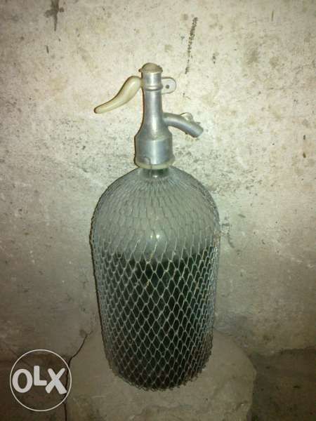 Стъклени бутилки различни