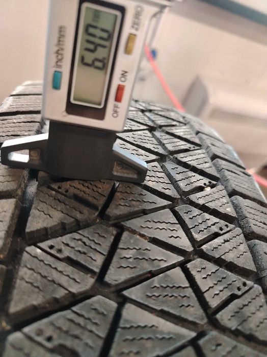 4бр.зимни гуми 195/80/15 Bridgestone
