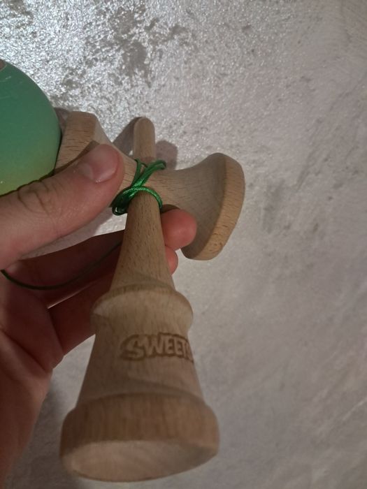 Vand kendama sweets romania cu tama karo