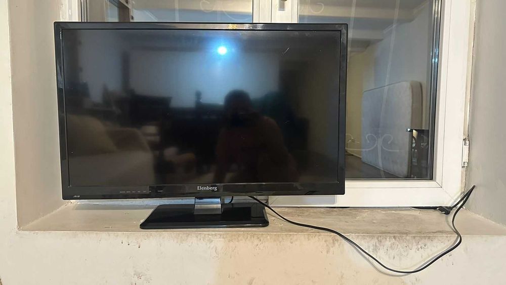 продам телевизор