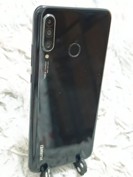 Продам Huawei P30 lite