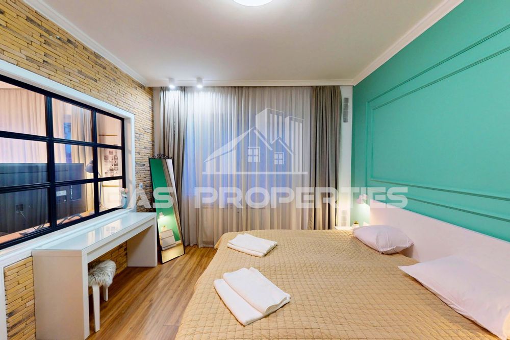 Продава се Многостаен апартамент в София, Център - 111 кв.м за 2642 €/кв.м - Снимка #12