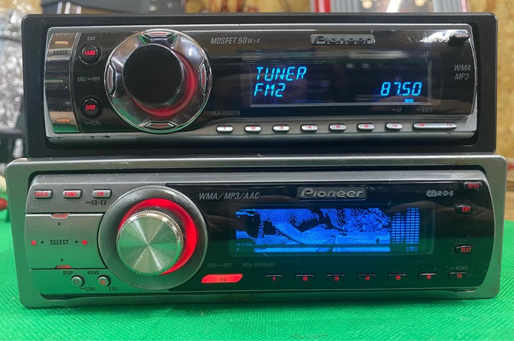 CD player auto Pioneer DEH P 4900IB