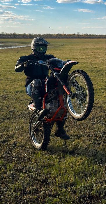Продам мотоцикл kayo k2pro