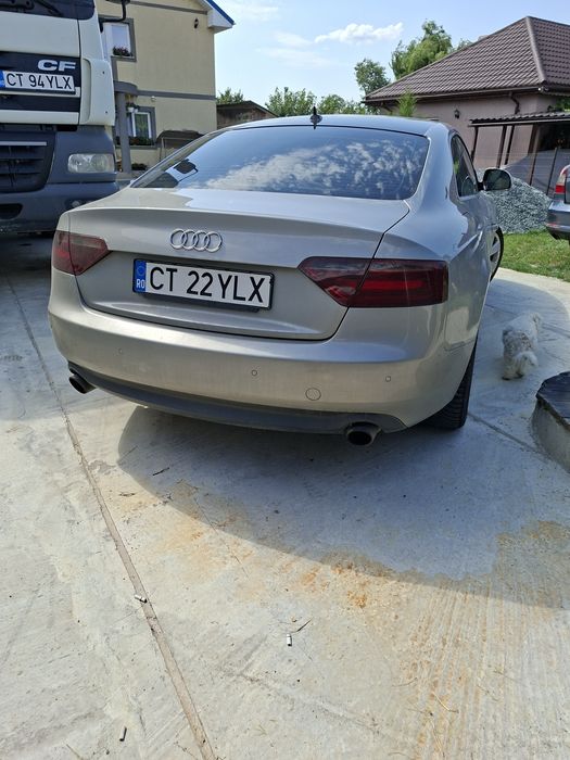 Vând sau schimb Audi a5 coupe