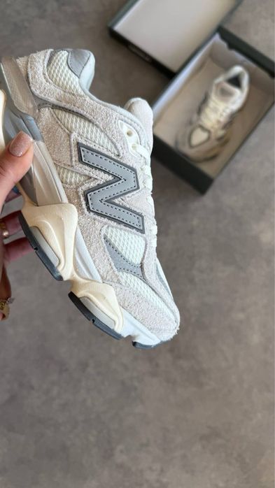 New Balance 9060 MOONBEAM Sea Salt