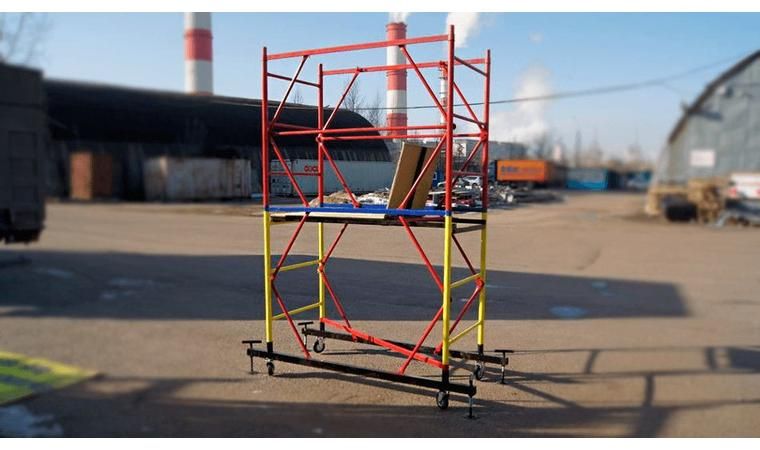 Вышка-тура на колесах и строительные леса