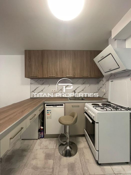 Продава се Двустаен апартамент в Варна, Бриз - 51 кв.м за 2157 €/кв.м - Снимка #2