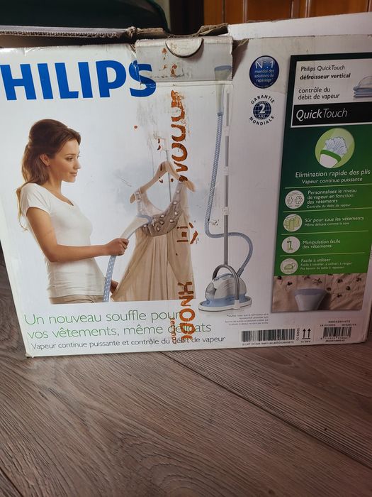 Паровой утюг для вертикальной глажки