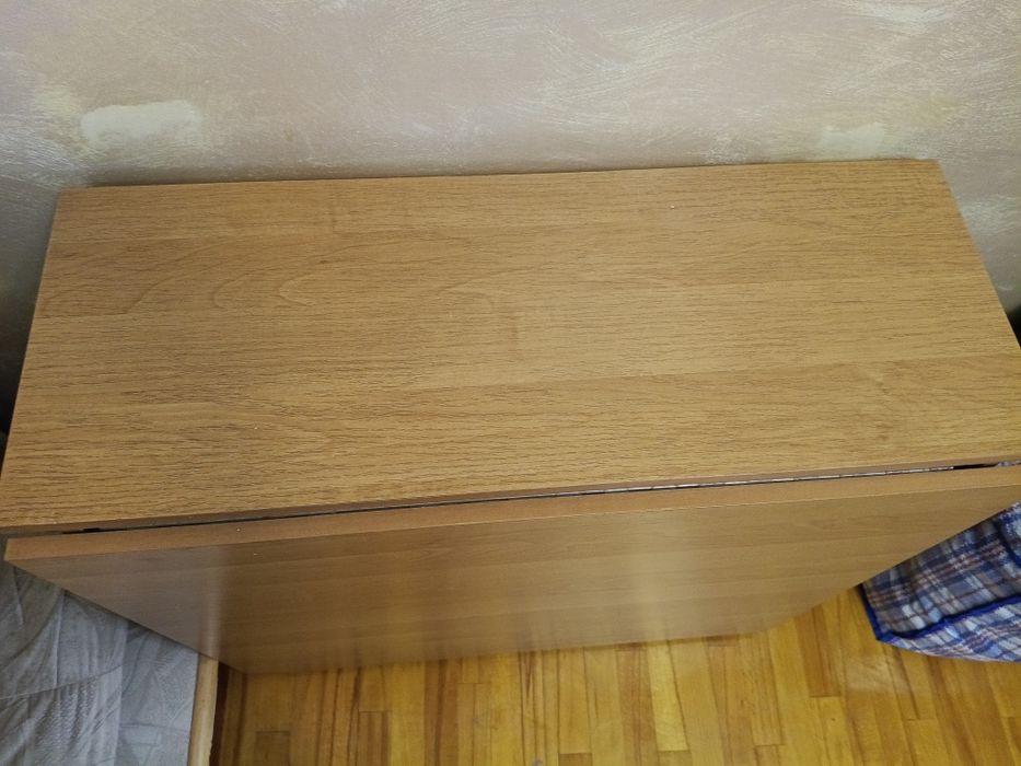 Продаю стол тумба