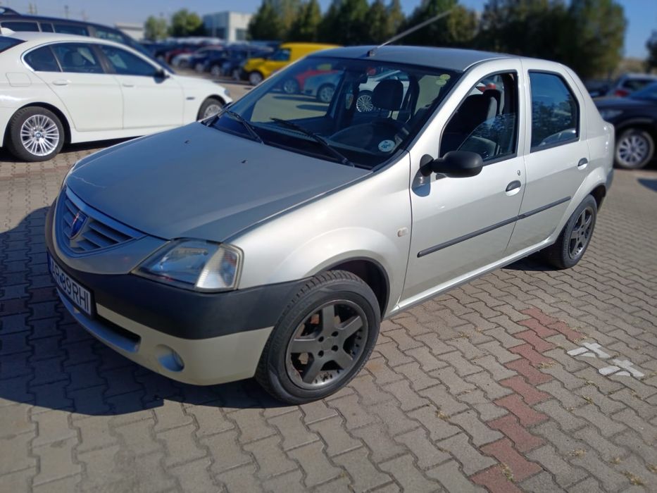 DACIA Logan