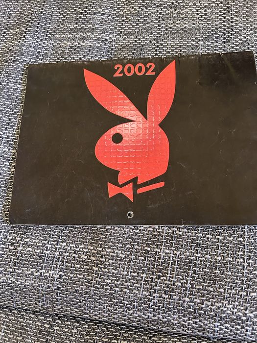 Calendar Playboy 2002 și reviste