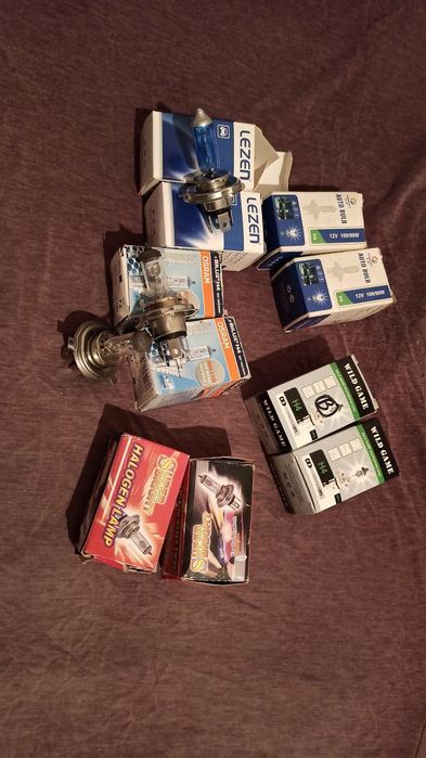 Продам автомобильные лампочки