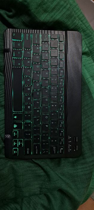 Tastatura Bluetooth
