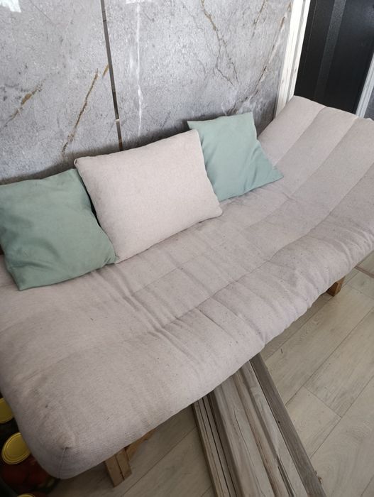 Продам диван Бинго