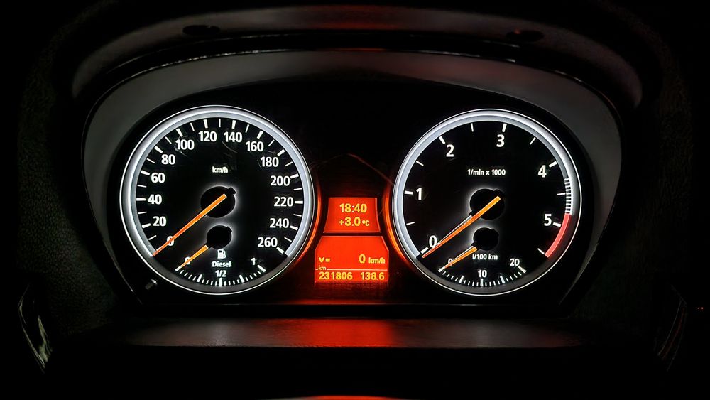 Ceasuri Bord High BMW E90 E91 E92 E93 X1 E84