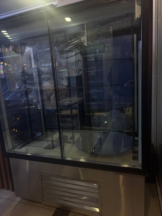 Shirinliklar  uchun muzlatgich