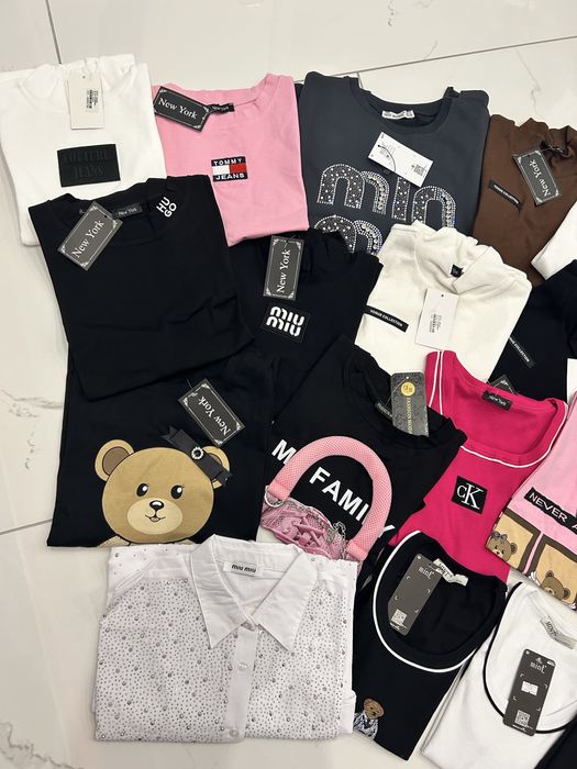 Дамски тениски потници и туники