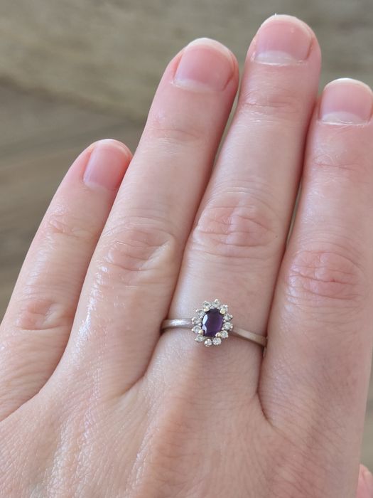 Inel aur 18 k cu diamante