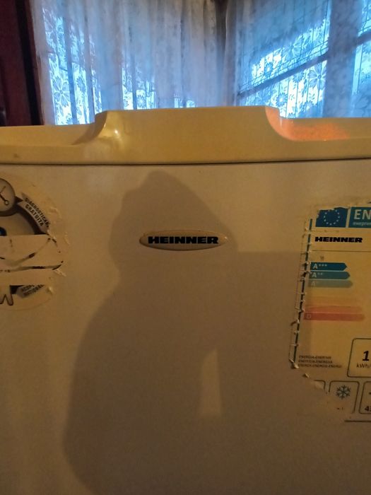 Frigider Heinner, dimensiuni, inaltime 100, lățime 0.50