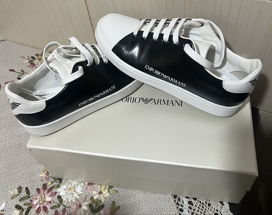Adidasi dama Emporio Armani