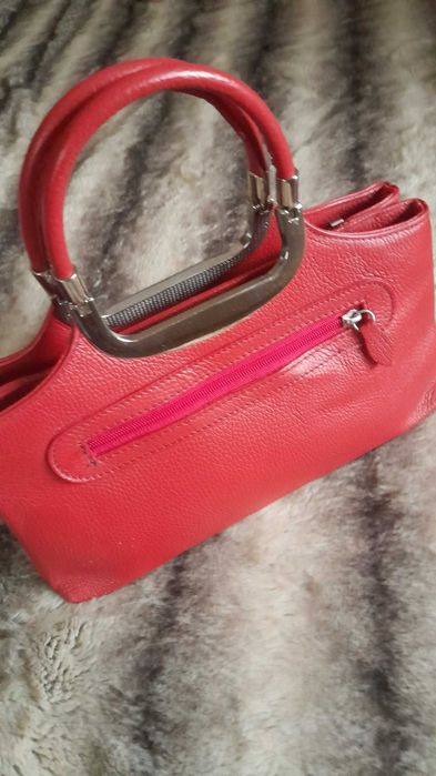 Елегантна дамска чанта от естествена кожа -Made in Italy