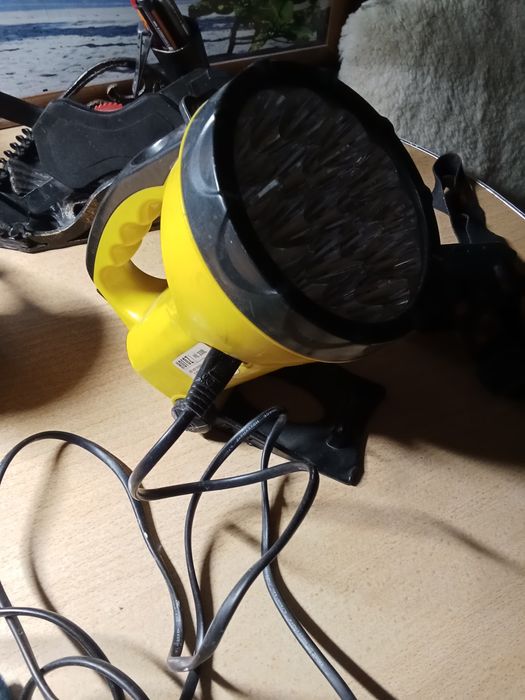 Продам фонарь цена 2.500