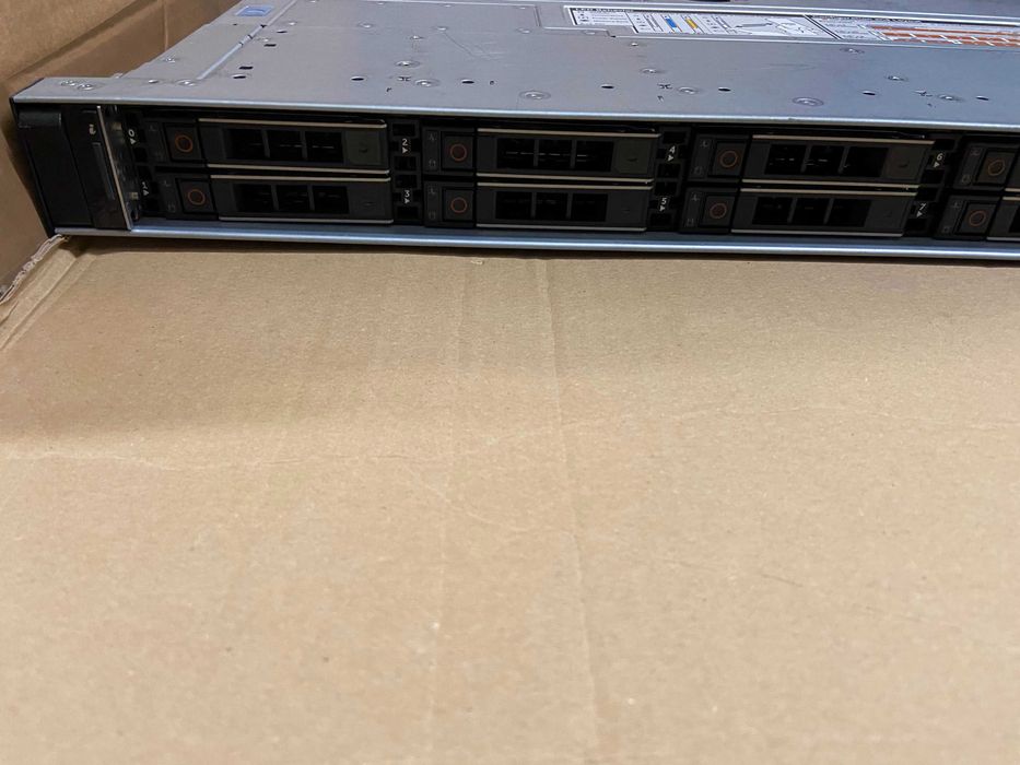 Сървър Dell R640 2x Gold 6138, 32GB RAM, 10x 1.2TB SAS HDD