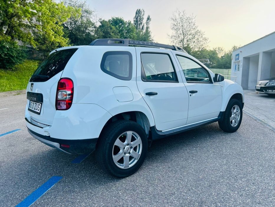 Dacia Duster 2017, 1.6+GPL