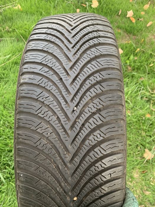 Anvelope 1 buc 235 45 17/ 215 55 16/ 195 55 16/ 195 55 20