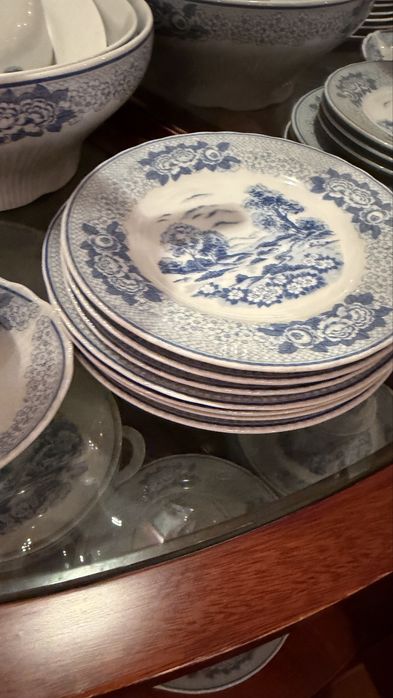 Столовый набор на 6 персон