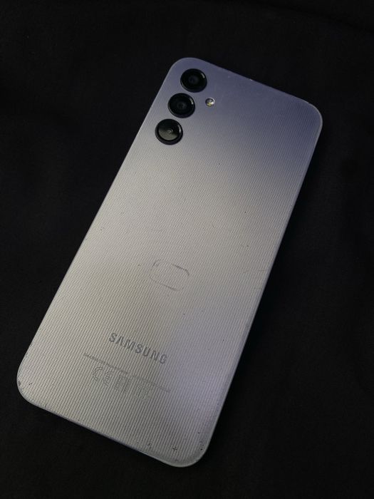 Samsung A14  Память:128 гб