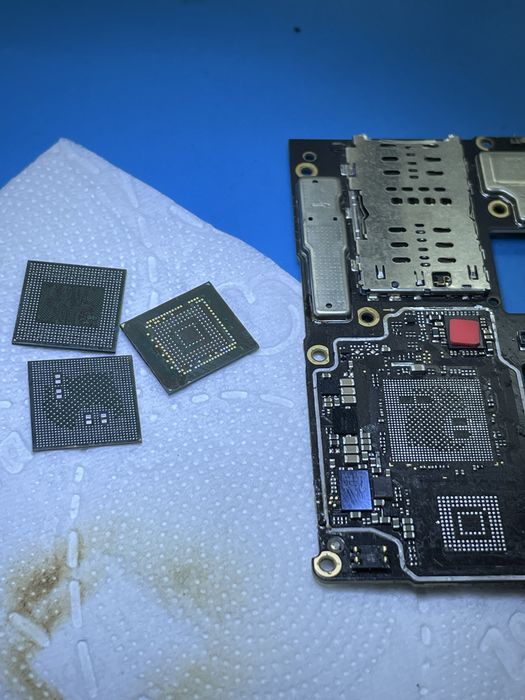 Ремонт iphone любой сложности