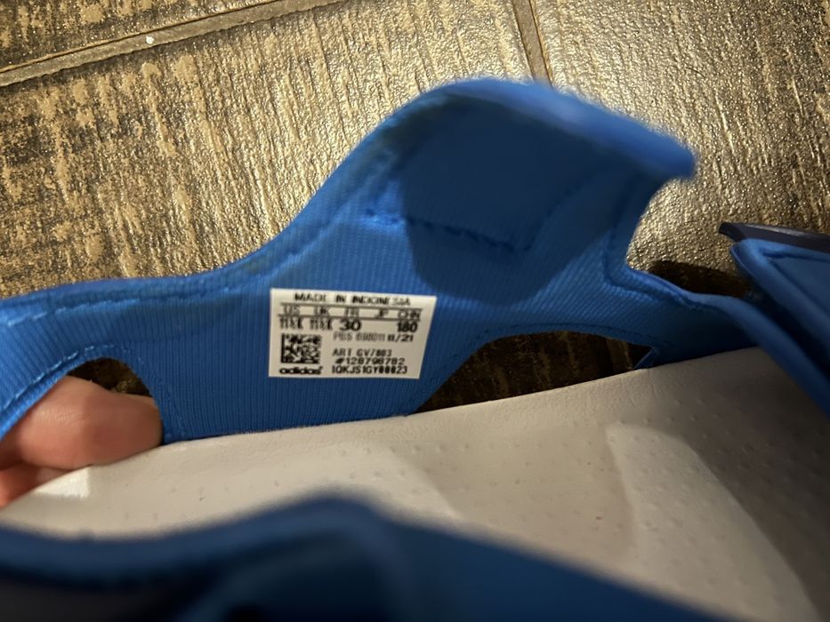 Sandale Adidas 30 albastru electric