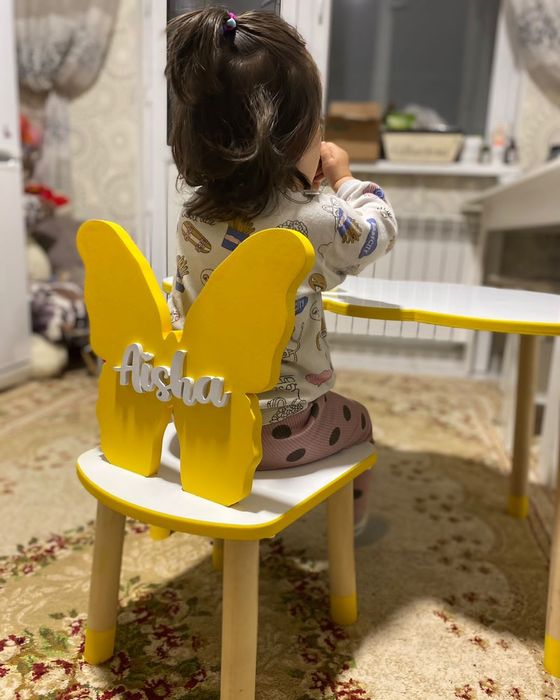 Детские столы и стулья