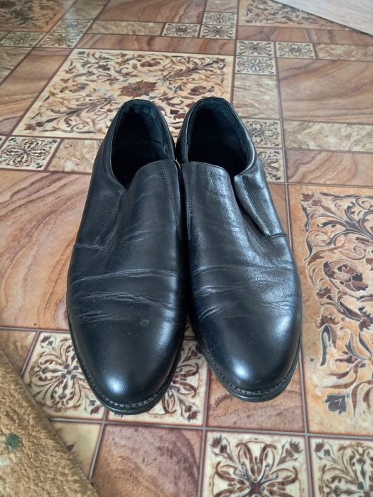 Продам туфли 42 размер