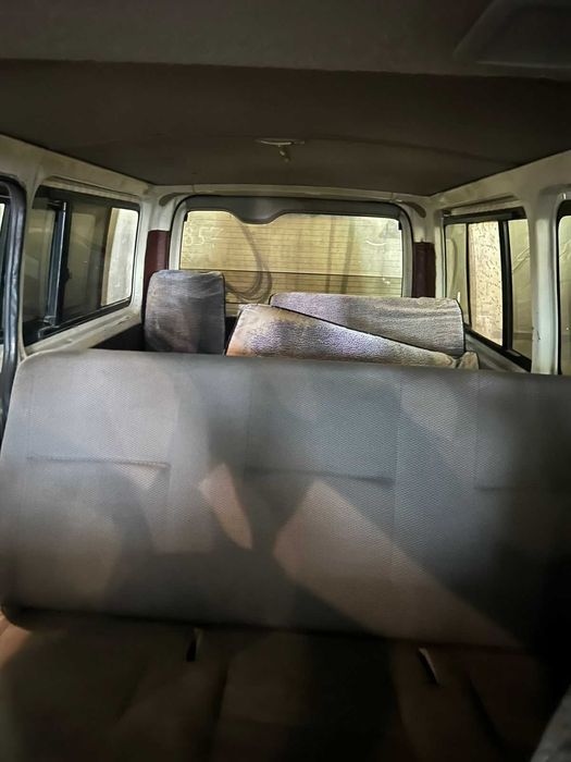 Автомобиль "ТОЙОТА HI-ACE"