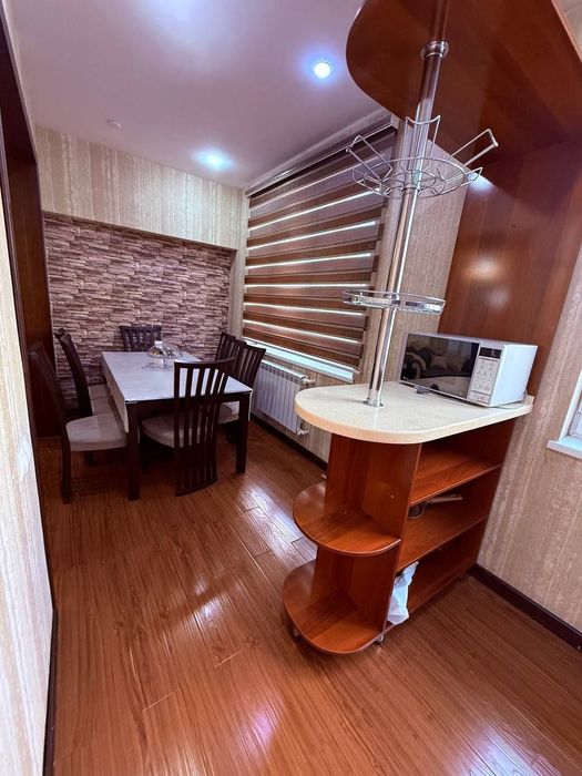 Глспитальная срочно квартира 3х комнатная 3Этаж +не торец Госпит рынок