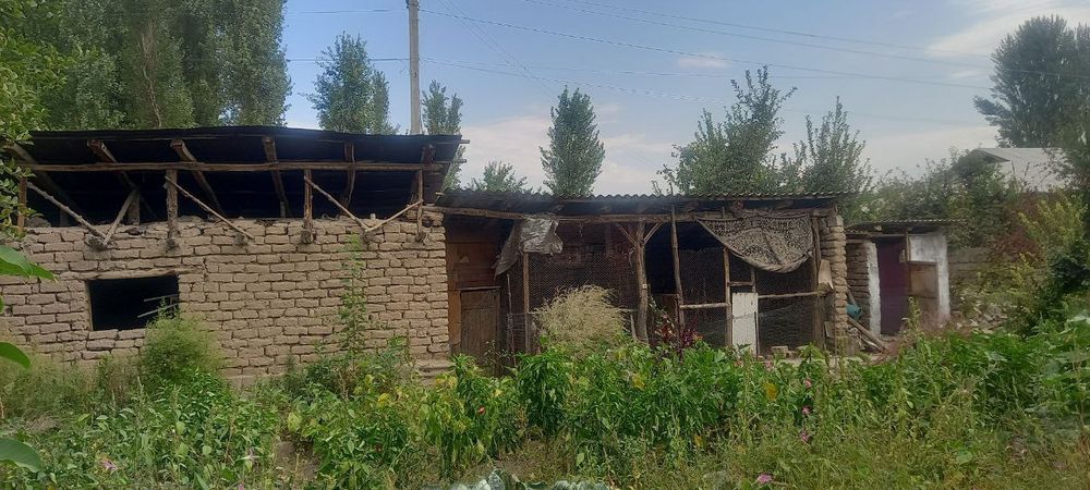 Продаюу 4 Сотик 8000$