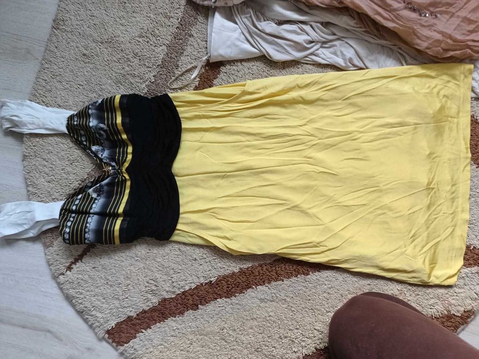 Yellow dress with multicoloured print Class Roberto Cavalli rochie zi