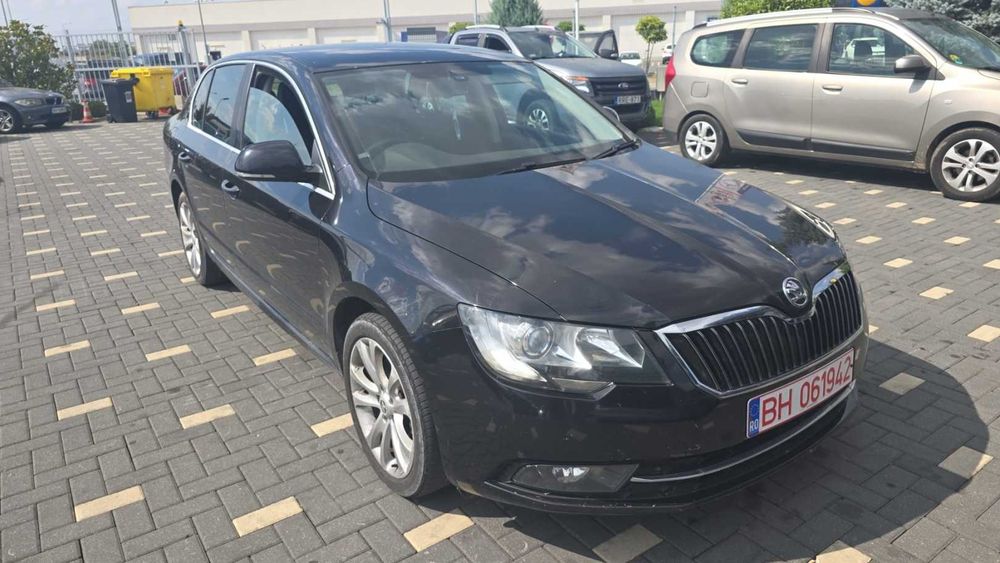 Dezmembrari dezmembrez Skoda Superb 2 facelift 2.0 TDI cod motor CFG