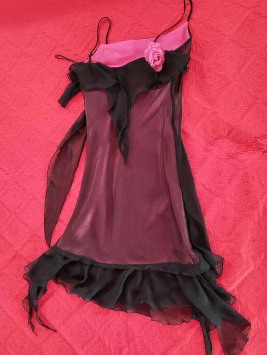 Vând rochie petrecere banchet