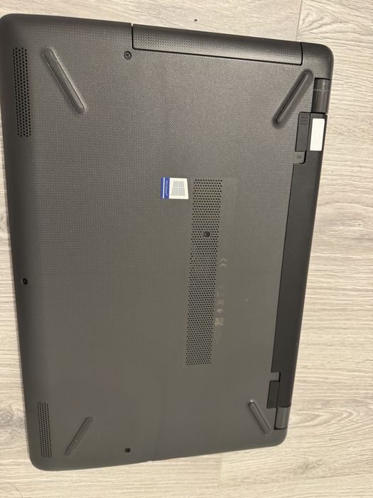 Laptop Hp G3 820 / hp g6 250 pentru dezmembrat