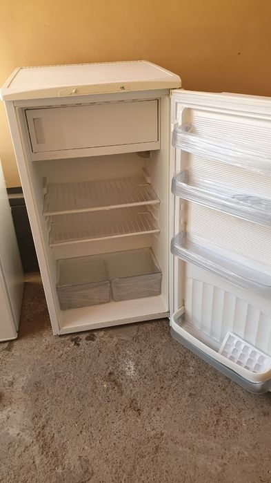 Мини халадилниклар сотилади озгина ишлаган уста ку'рмаган