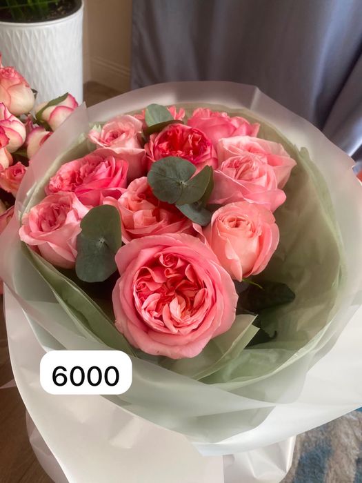 Свежие букеты цветы б/у