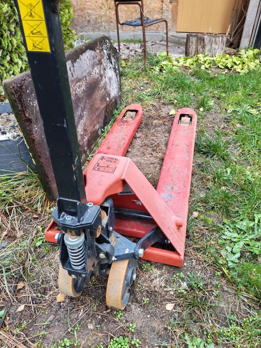 Палетна количка -2. 5.тона