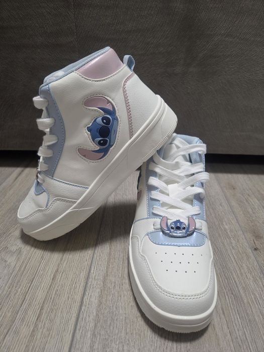 Adidasi STITCH, marimea 35