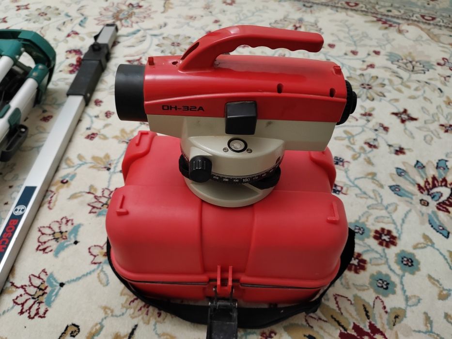 Оптический нивелир Total Toos OH-32A