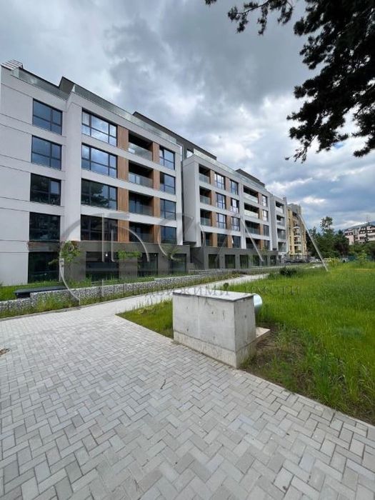 Продава се Двустаен апартамент в София, Витоша - 82 кв.м за 2244 €/кв.м - Снимка #5