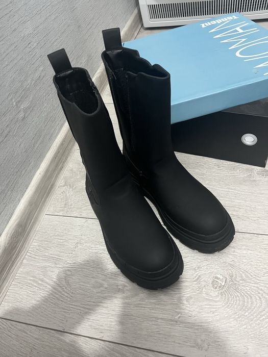 Дамски обувки номер 36